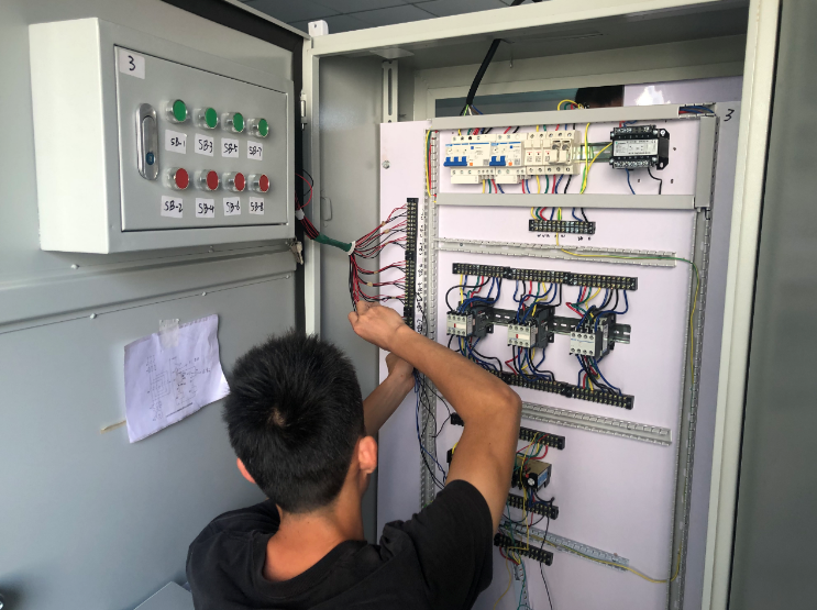 電工培訓機構那家好！大朗智通培訓學校通過高，隨到隨學，助你輕松考取電工證書